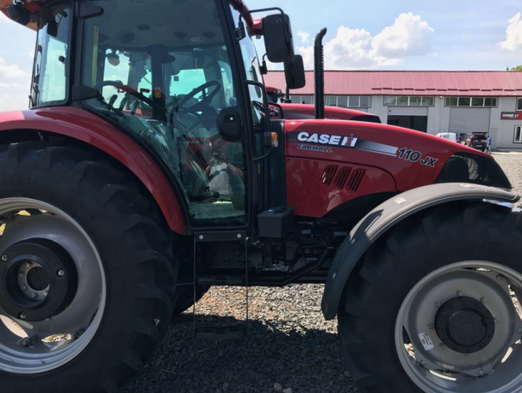 Oldtimer-Traktor typu Case IH Farmall 110 JX, Neumaschine v Хмельницький (Obrázek 9)