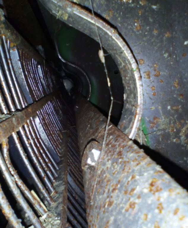 Oldtimer-Mähdrescher des Typs John Deere 2066, Neumaschine in Луцьк (Bild 7)