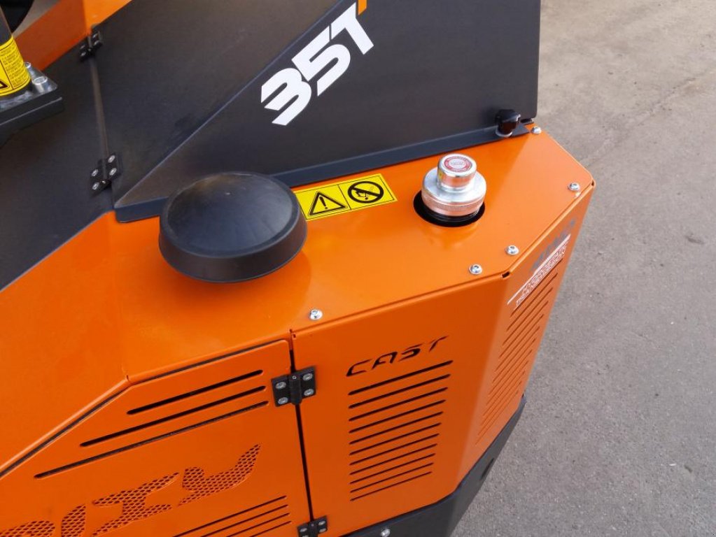Kompaktlader of the type Cast Group Pixy 35 T, Neumaschine in Київ (Picture 10)