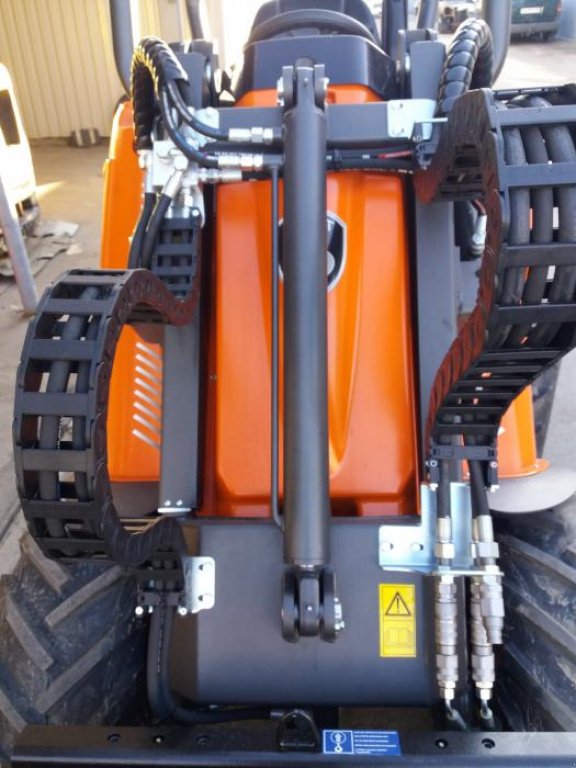 Kompaktlader of the type Cast Group Pixy 35 T, Neumaschine in Київ (Picture 9)