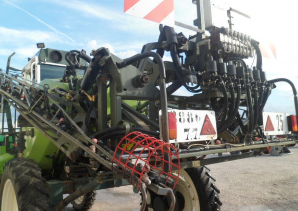 Selbstfahrspritze typu Tecnoma Laser 3000, Neumaschine v Харків (Obrázek 9)