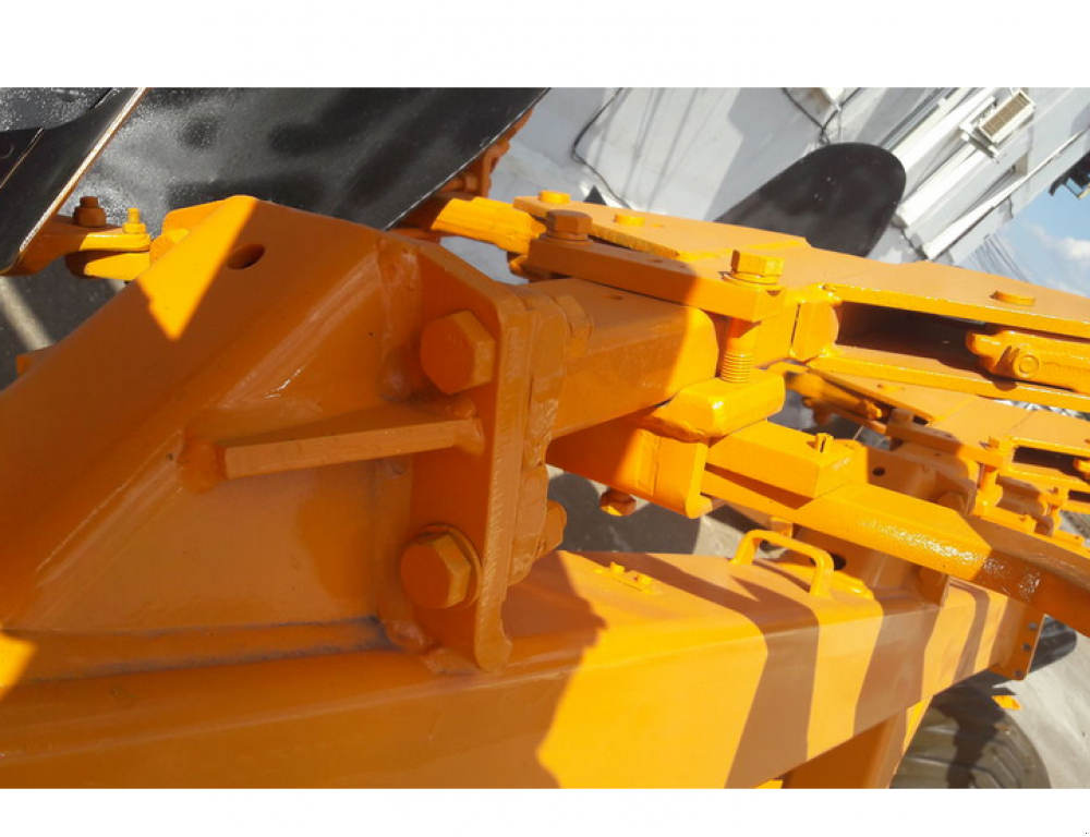 Scheibenpflug typu Nordsten Huard 6 (4+1+1),  v Харків (Obrázek 7)