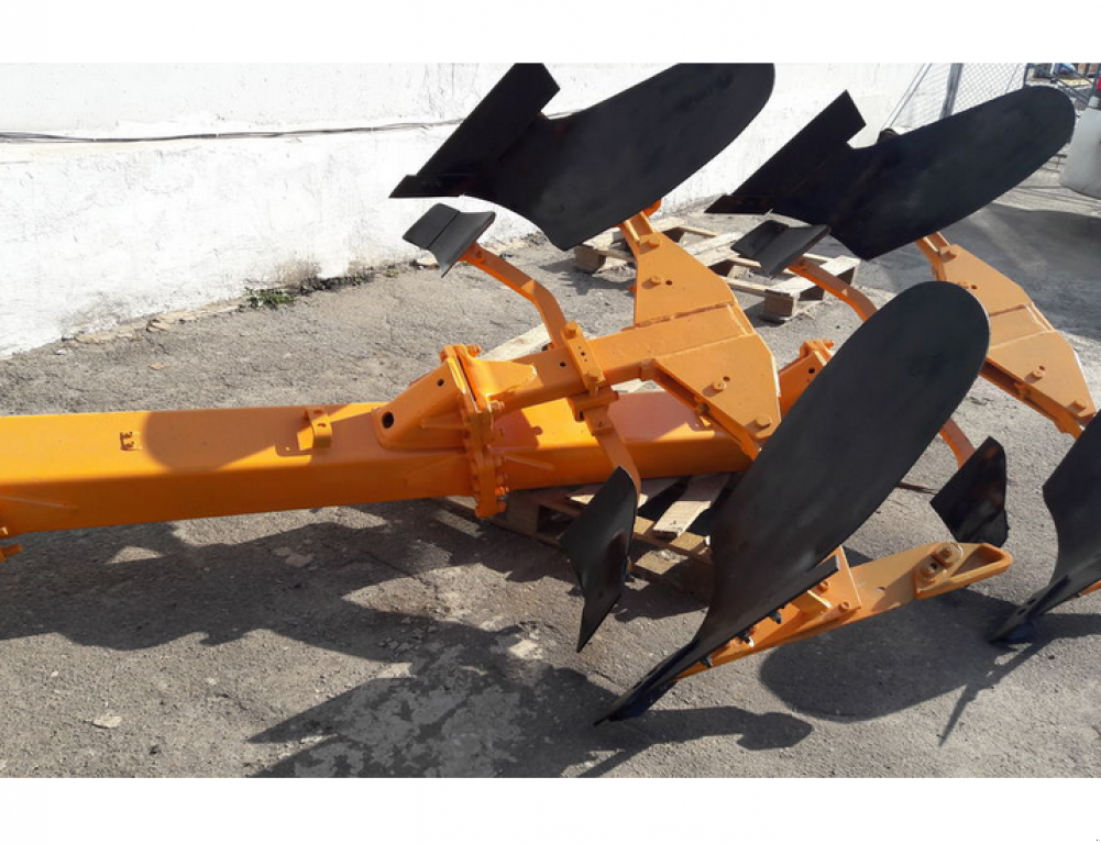 Scheibenpflug typu Nordsten Huard 6 (4+1+1),  v Харків (Obrázek 2)