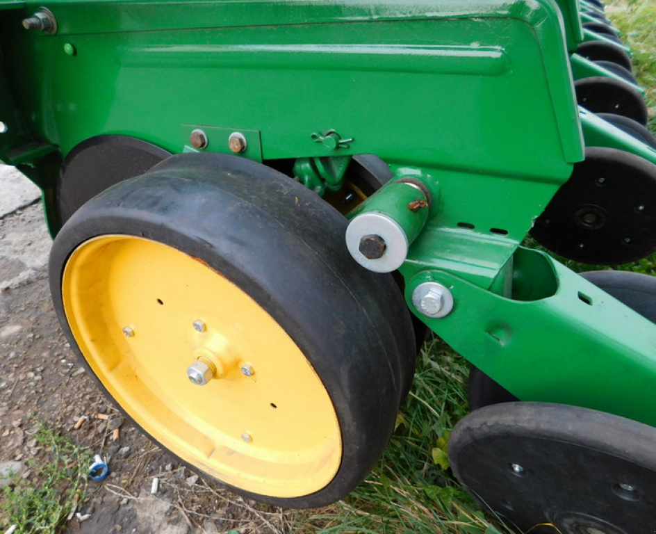 Gareeggenfelder typu John Deere 7000,  v Харків (Obrázek 3)