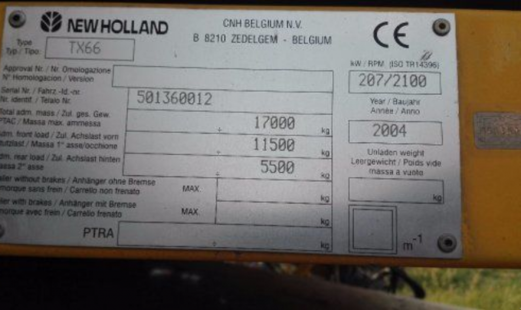 Oldtimer-Mähdrescher du type New Holland TX66, Neumaschine en Ужгород (Photo 2)