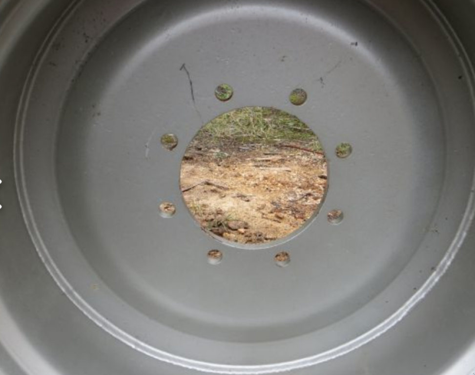 Reifen typu Massey Ferguson 38/40,  v Ужгород (Obrázek 1)