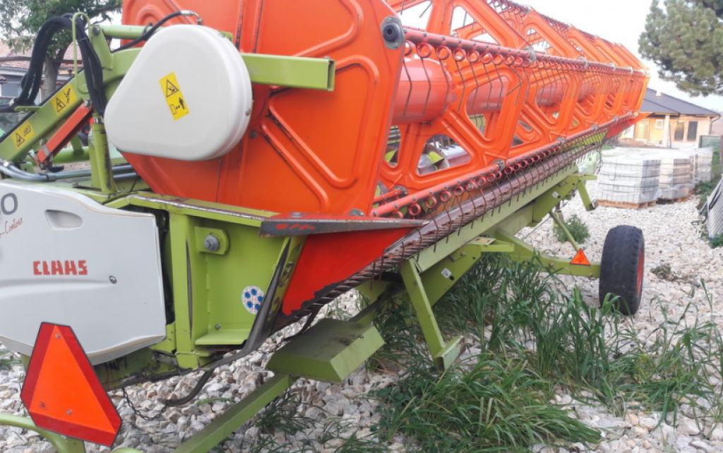 Oldtimer-Mähdrescher des Typs CLAAS Tucano 480, Neumaschine in Ужгород (Bild 7)