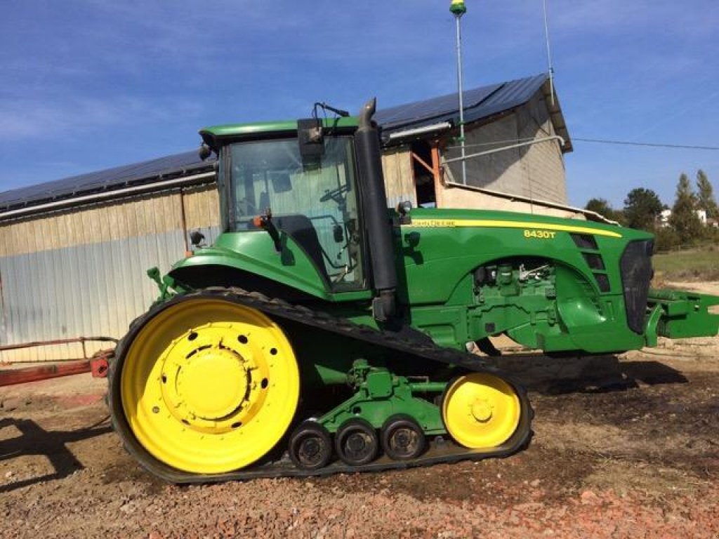 Raupentraktor typu John Deere 8430T, Neumaschine v Радехів (Obrázek 1)