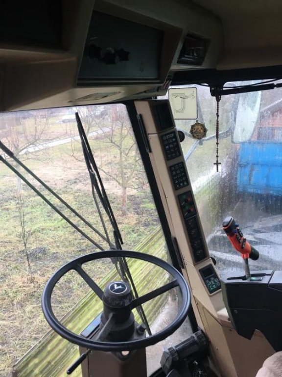 Oldtimer-Mähdrescher a típus John Deere 2266 Extra, Neumaschine ekkor: Радехів (Kép 5)