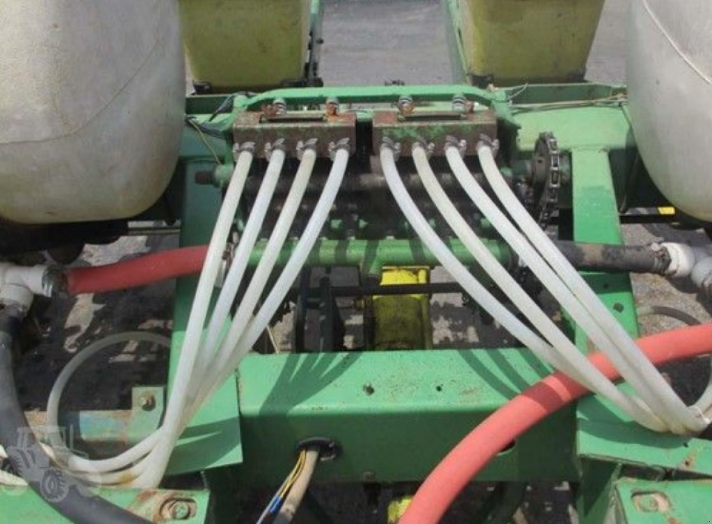 Gareeggenfelder typu John Deere 7000,  v Київ (Obrázek 4)