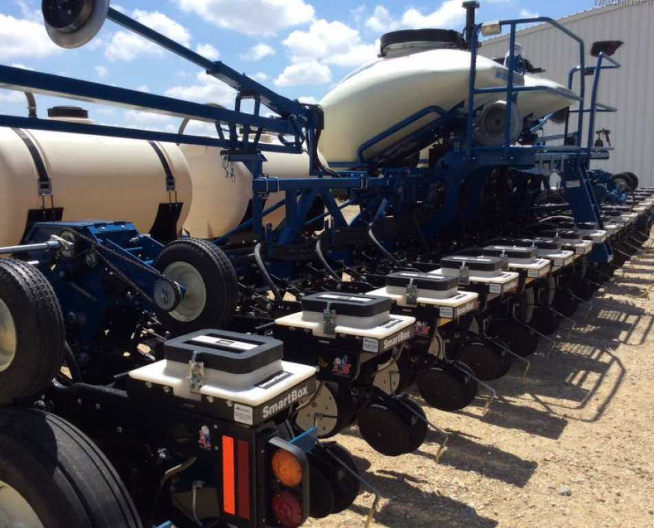 Gareeggenfelder typu Kinze 3600,  v Київ (Obrázek 7)