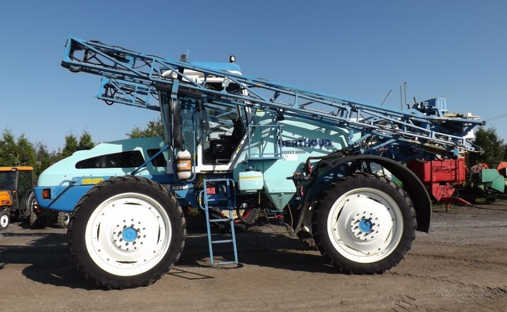 Selbstfahrspritze del tipo Berthoud Boxer 4000R, Neumaschine In Глобино (Immagine 1)