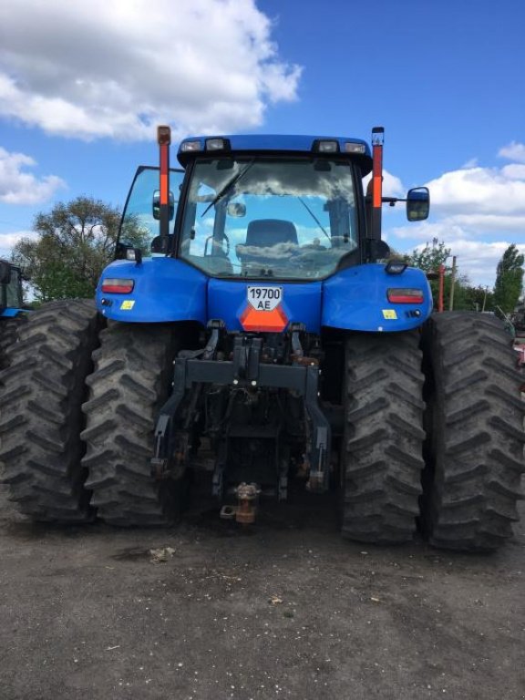Oldtimer-Traktor typu New Holland T8050, Neumaschine v Дніпропетровськ (Obrázek 2)