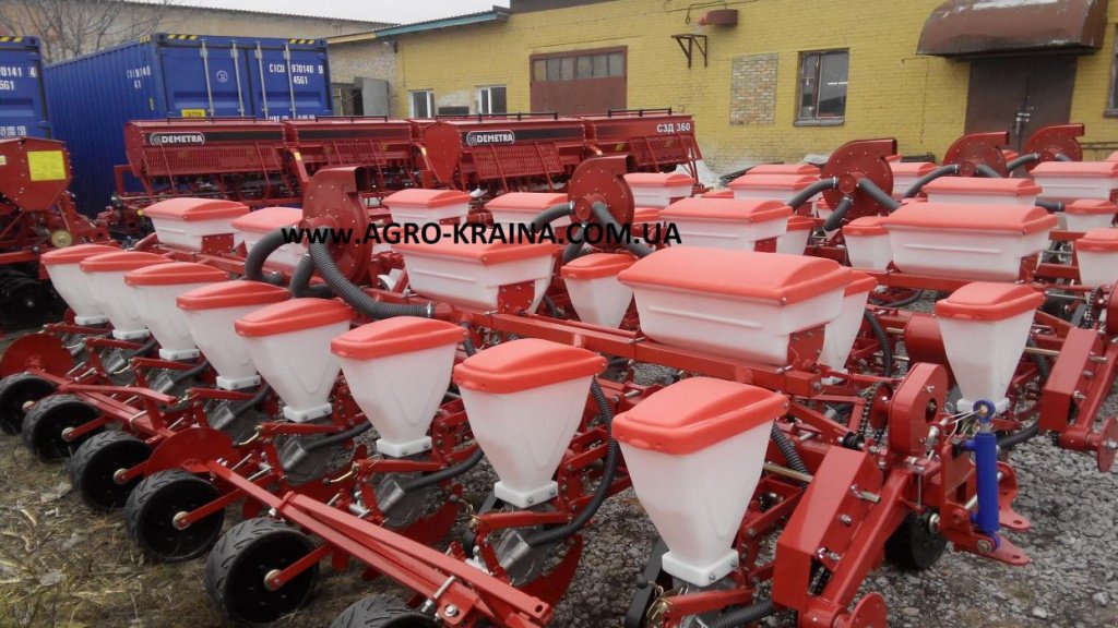 Gareeggenfelder типа CHERVONA ZIRKA Vesta 8,  в Кіровоград (Фотография 1)