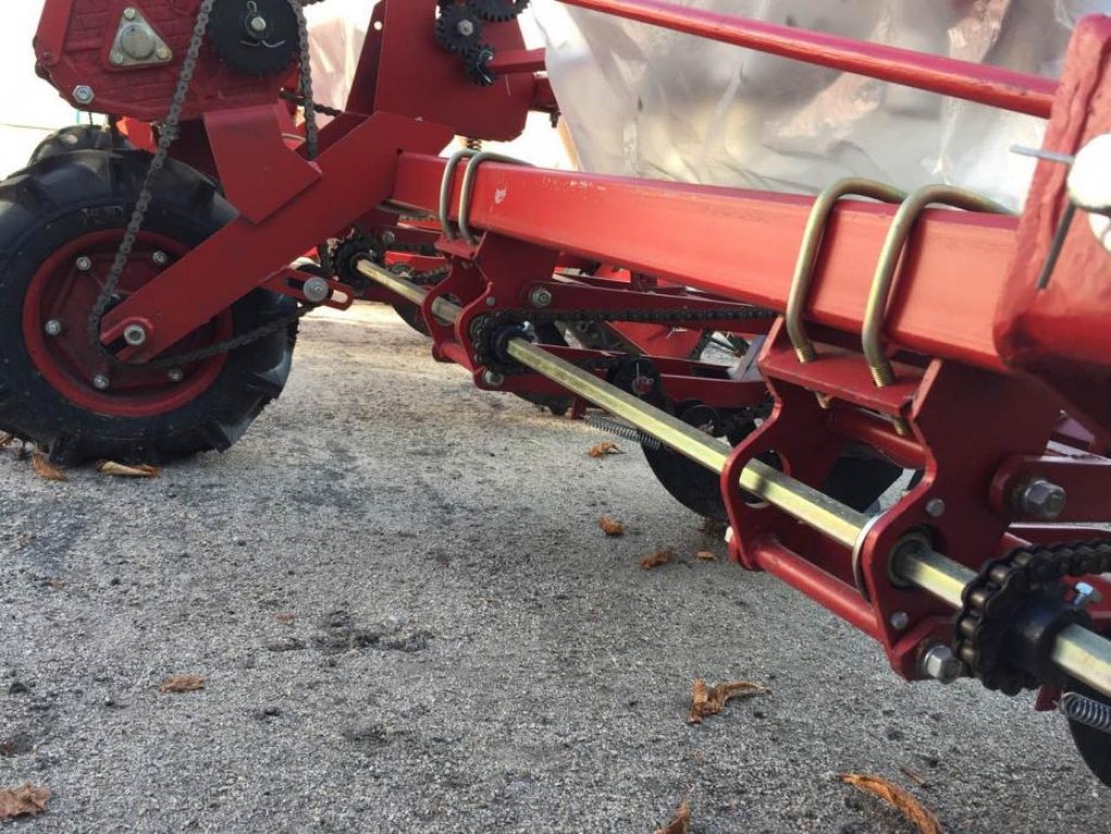 Sämaschine typu CHERVONA ZIRKA СУПН-8,  v Кіровоград (Obrázek 5)