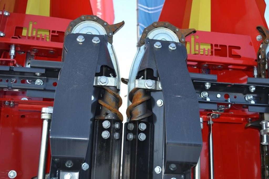 Maispflückvorsatz typu Olimac Drago 2,  v Бровари (Obrázek 2)