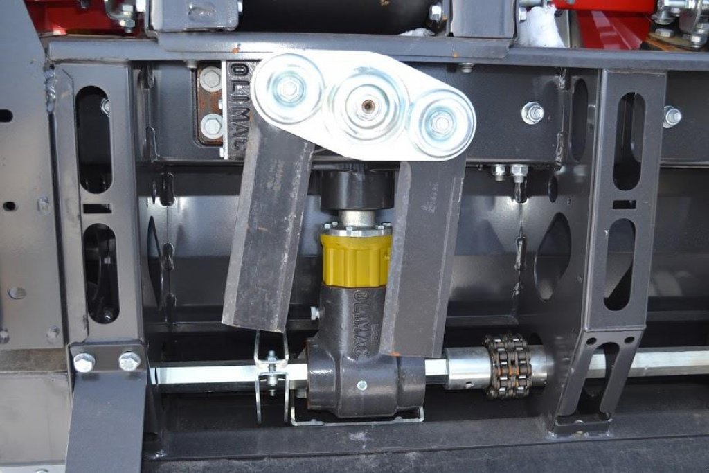 Maispflückvorsatz typu Olimac Drago 2,  v Бровари (Obrázek 4)