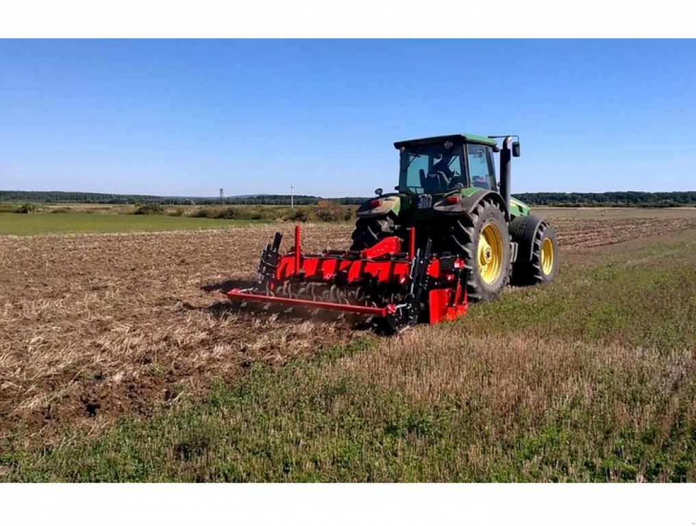 Spatenpflug typu Quivogne SSDR 7,  v Гуляйпо́ле (Obrázek 5)