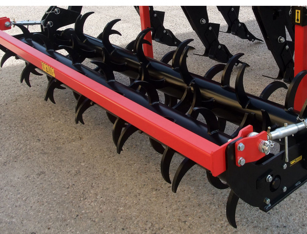 Spatenpflug tipa Quivogne SSDR 7,  u Гуляйпо́ле (Slika 6)