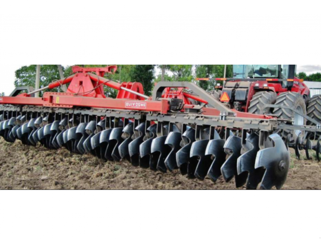 Wiesenegge typu Quivogne APAVR-FF 36,  v Гуляйпо́ле (Obrázek 2)