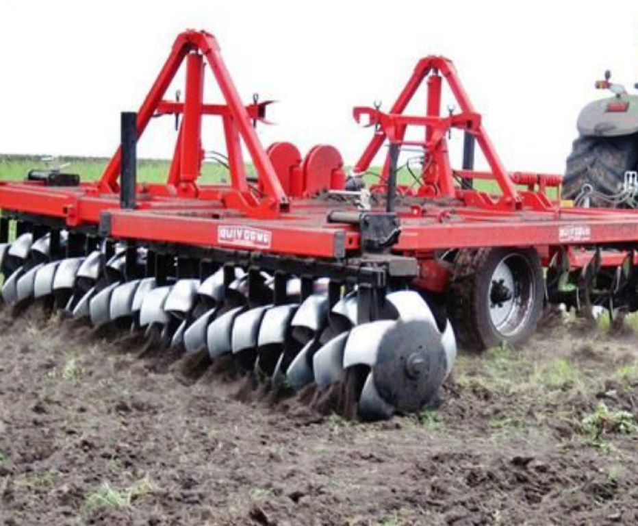 Wiesenegge typu Quivogne APAVR-FF 36,  v Гуляйпо́ле (Obrázek 5)