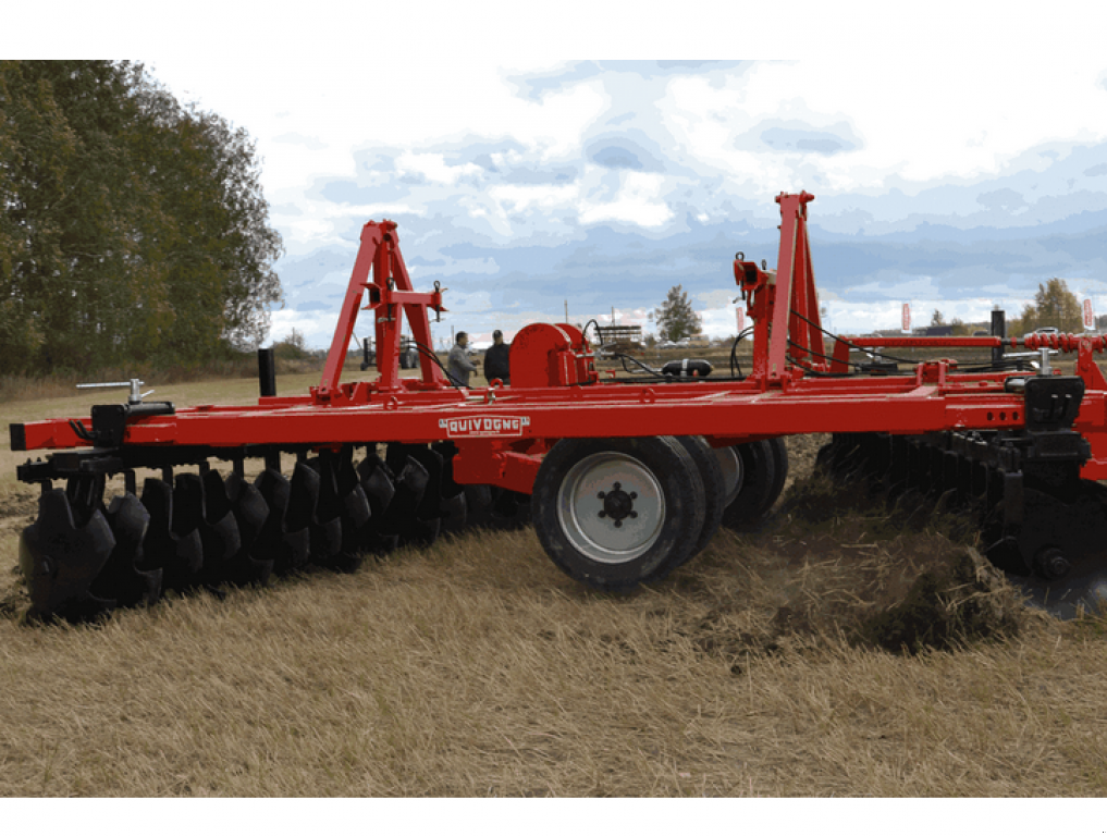 Wiesenegge typu Quivogne APAVR-FF 36,  v Гуляйпо́ле (Obrázek 9)