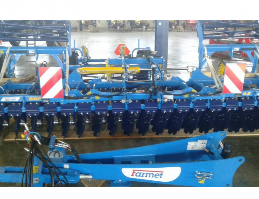 Wiesenegge typu Farmet Softer 6 PS,  v Гуляйпо́ле (Obrázek 1)