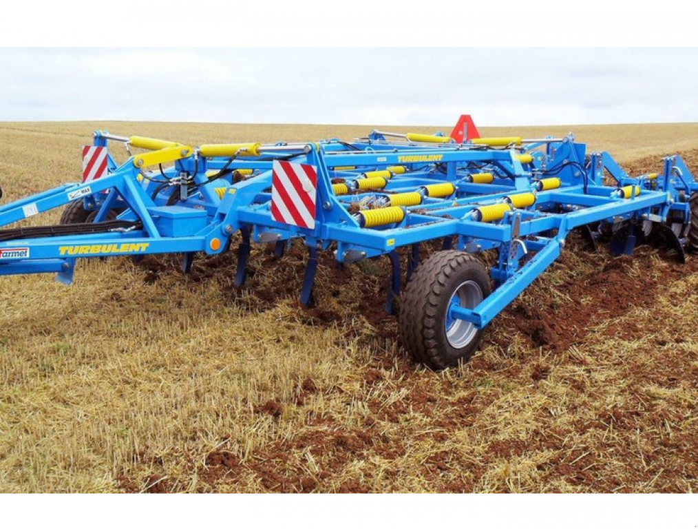 Kartoffelpflegetechnik typu Farmet Turbulent 5,  v Гуляйпо́ле (Obrázek 9)