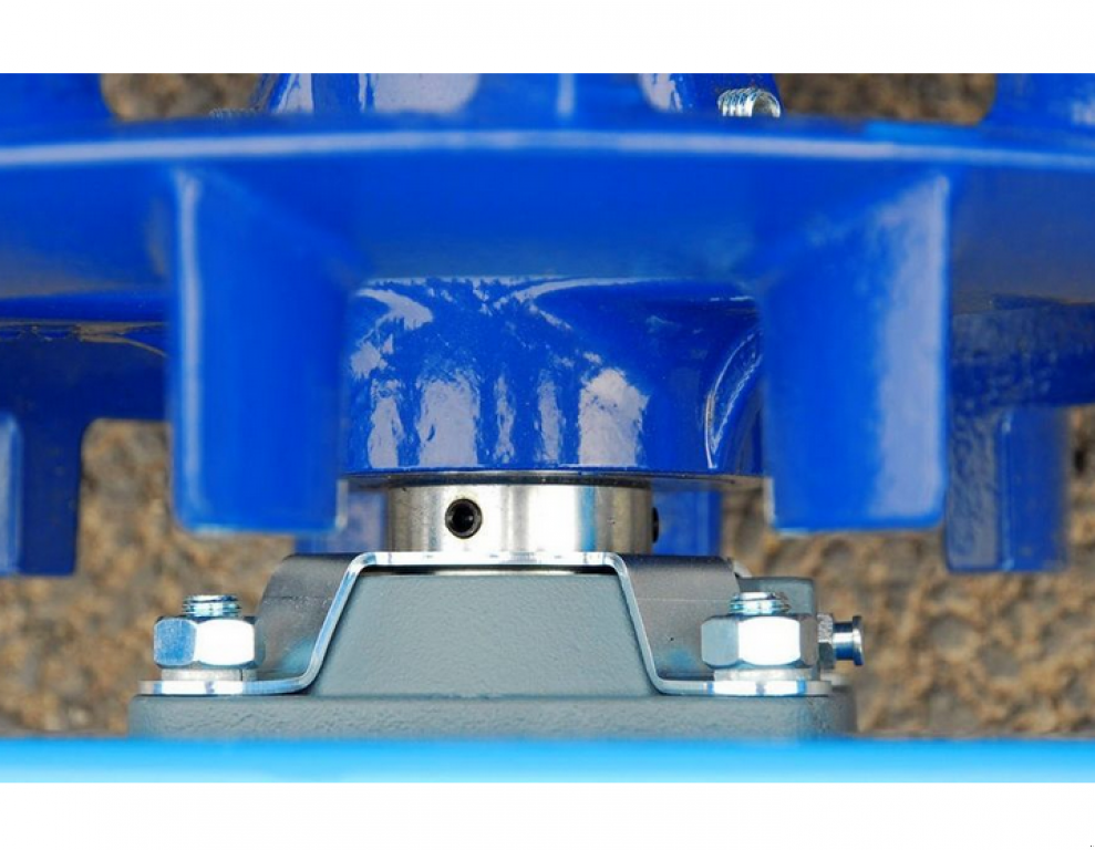 Kartoffelpflegetechnik typu Farmet K 1000 PS,  v Гуляйпо́ле (Obrázek 10)