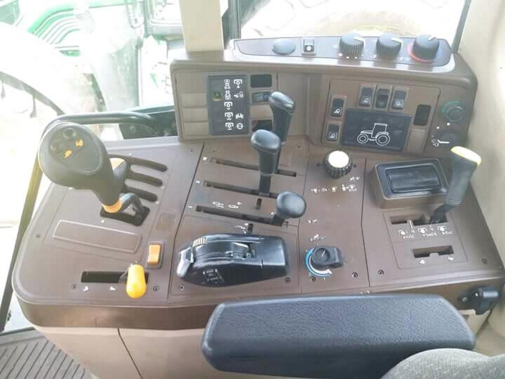 Oldtimer-Traktor typu John Deere 6910, Neumaschine v Черкаси (Obrázek 10)