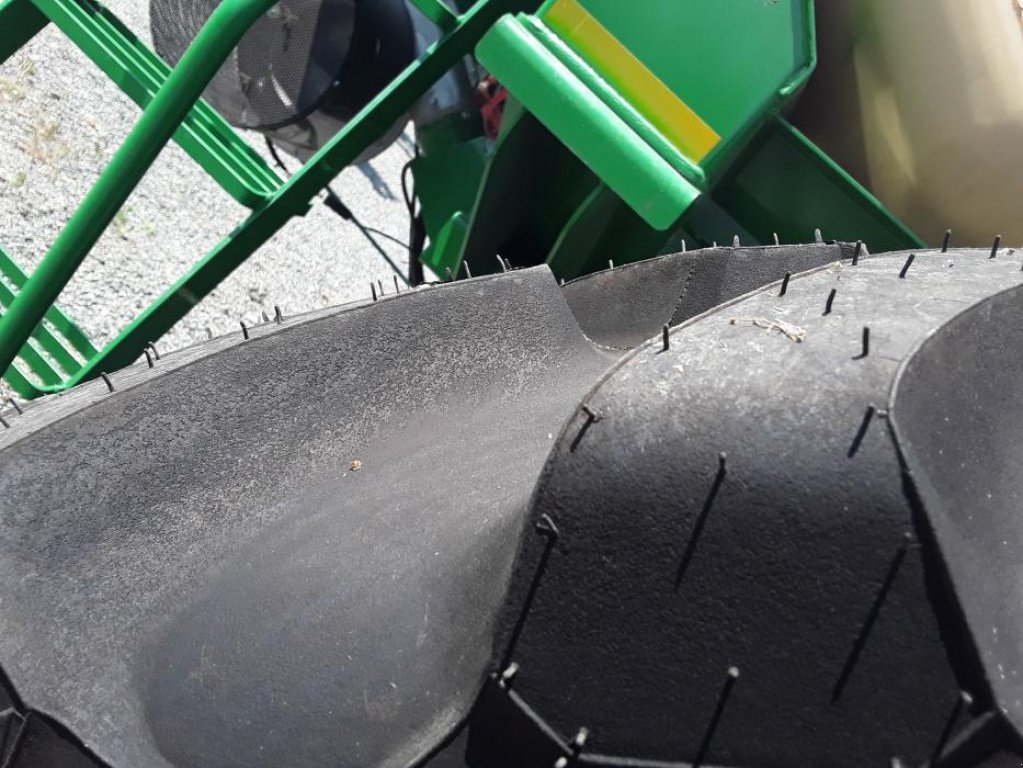 Gareeggenfelder typu Great Plains YP-1630,  v Київ (Obrázek 5)