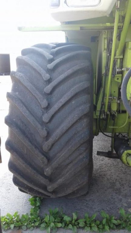 Oldtimer-Mähdrescher typu CLAAS Lexion 450,  v Київ (Obrázek 7)