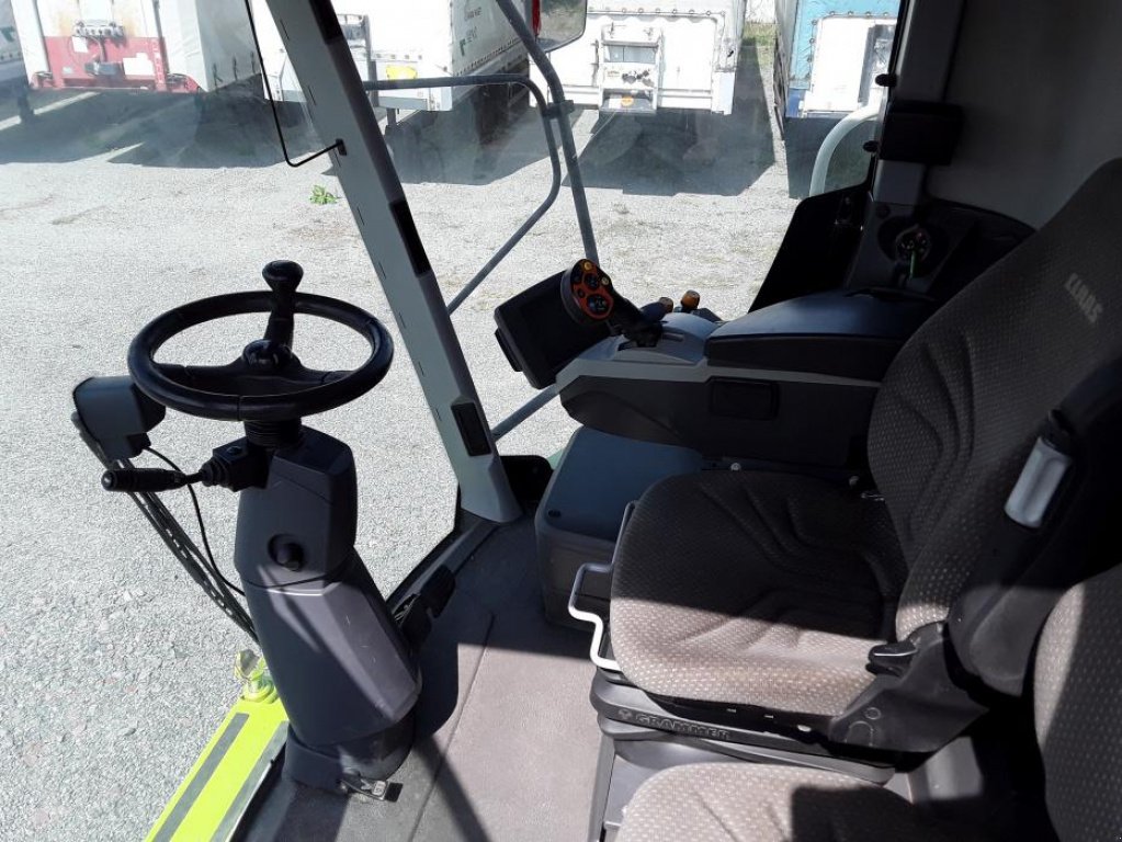 Oldtimer-Mähdrescher typu CLAAS Lexion 670,  v Київ (Obrázek 5)