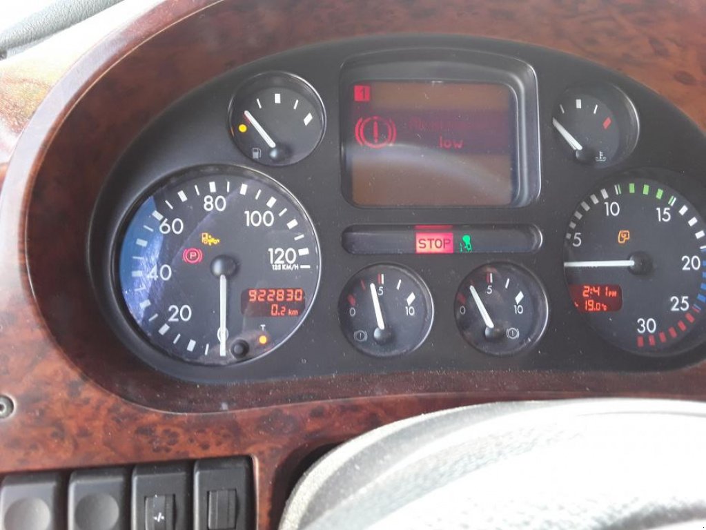 Oldtimer-Mähdrescher typu CLAAS Lexion 670,  v Київ (Obrázek 7)