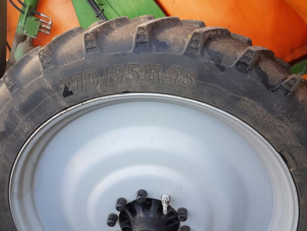 Weinbauspritze typu Amazone UX 3200 Super,  w Київ (Zdjęcie 3)