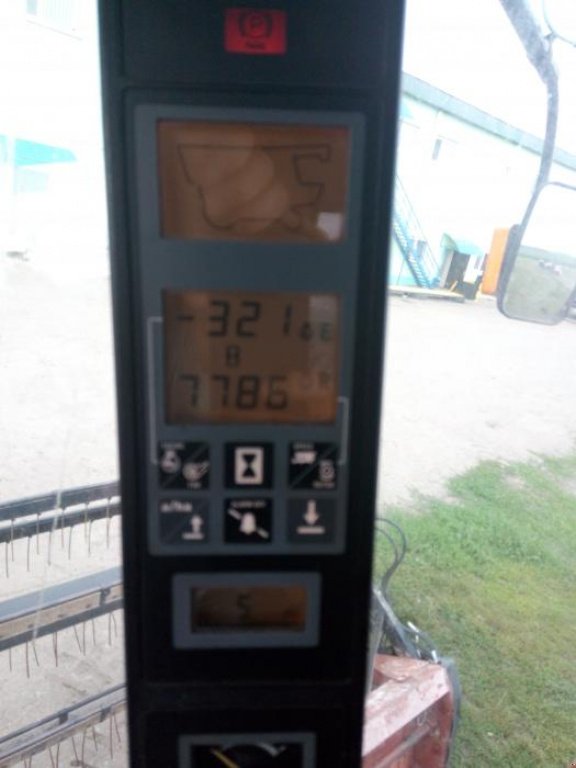 Oldtimer-Mähdrescher des Typs Case IH 2166, Neumaschine in Тетіїв (Bild 3)