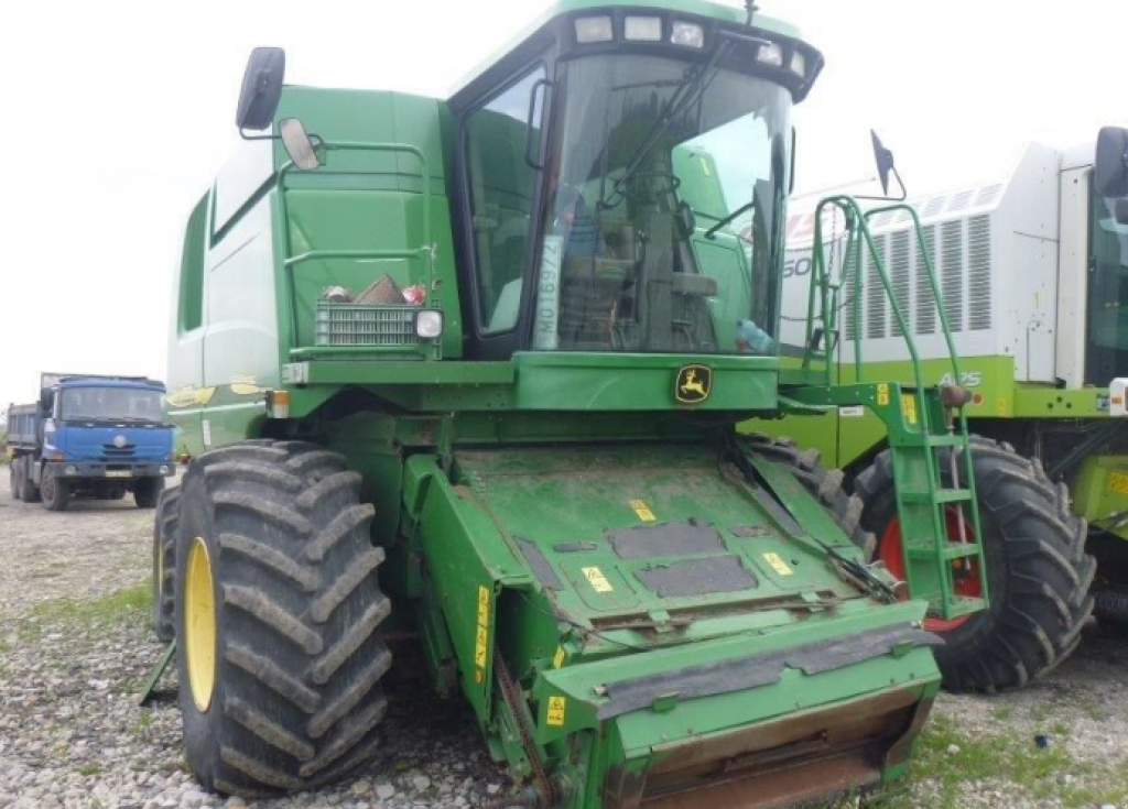 Oldtimer-Mähdrescher typu John Deere 9660 WTS, Neumaschine v Мукачево (Obrázek 1)