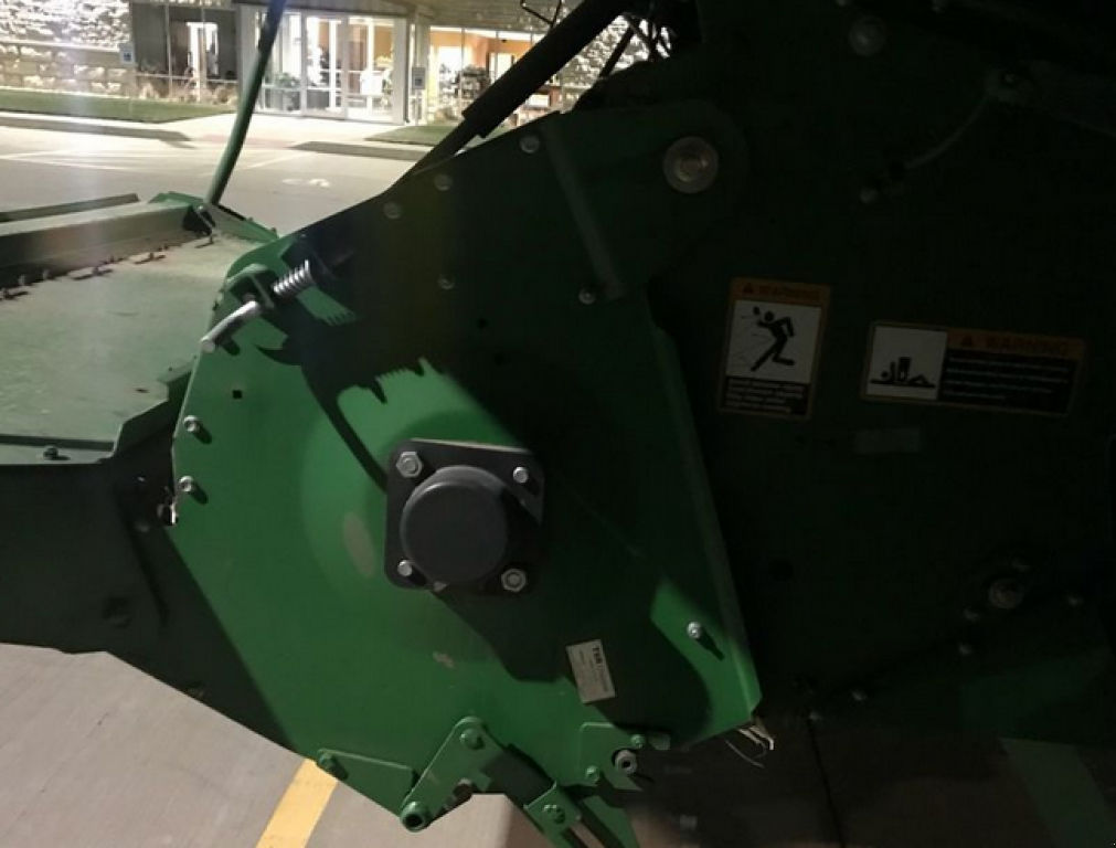 Oldtimer-Mähdrescher des Typs John Deere 9770 STS Bullet Rotor,  in Рівне (Bild 4)