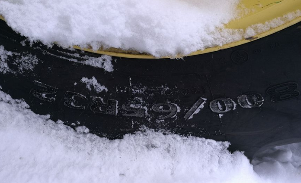 Oldtimer-Mähdrescher typu John Deere T670, Neumaschine v Рівне (Obrázek 4)