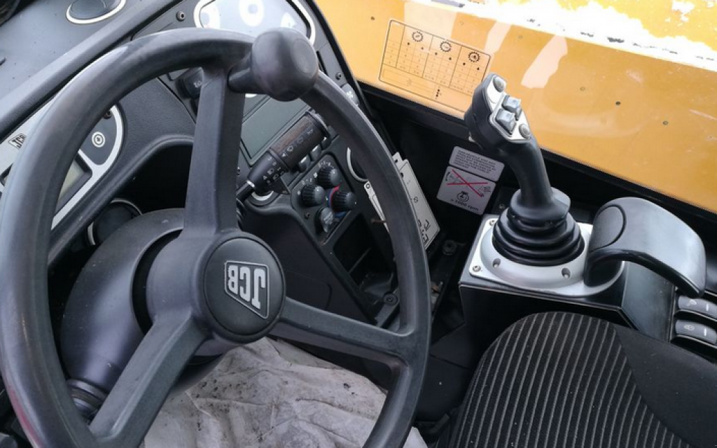 Teleskopstapler του τύπου JCB 531-70 Agri, Neumaschine σε Рівне (Φωτογραφία 3)