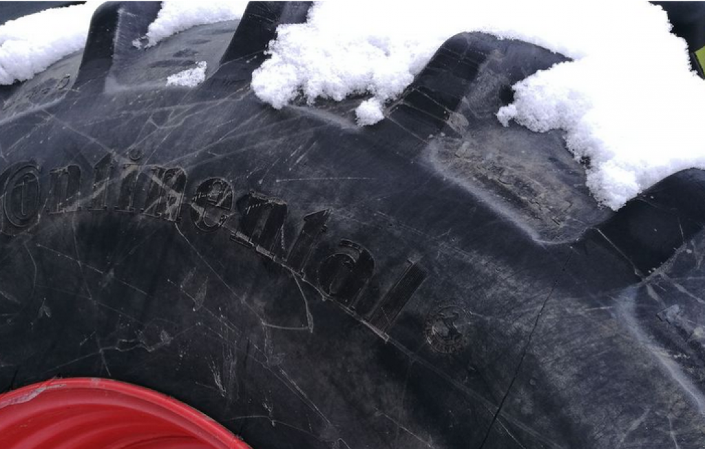 Oldtimer-Mähdrescher des Typs CLAAS Lexion 580+,  in Рівне (Bild 4)