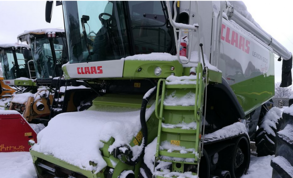 Oldtimer-Mähdrescher typu CLAAS Lexion 600 Terra-Track,  v Рівне (Obrázek 4)