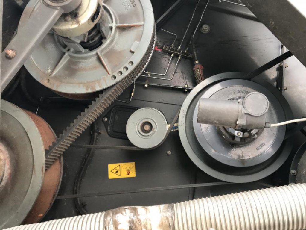 Oldtimer-Mähdrescher des Typs CLAAS Lexion 580, Neumaschine in Не обрано (Bild 8)