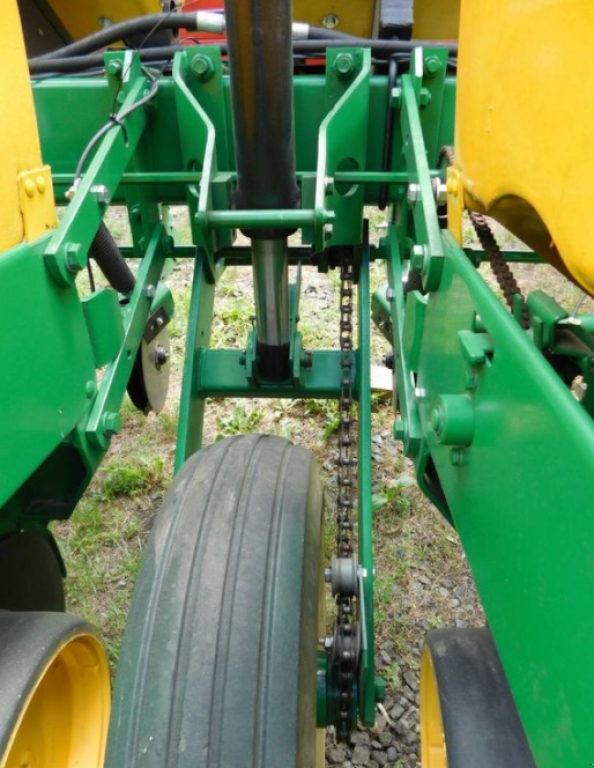 Gareeggenfelder typu John Deere 7000/8,  v Суми (Obrázek 2)