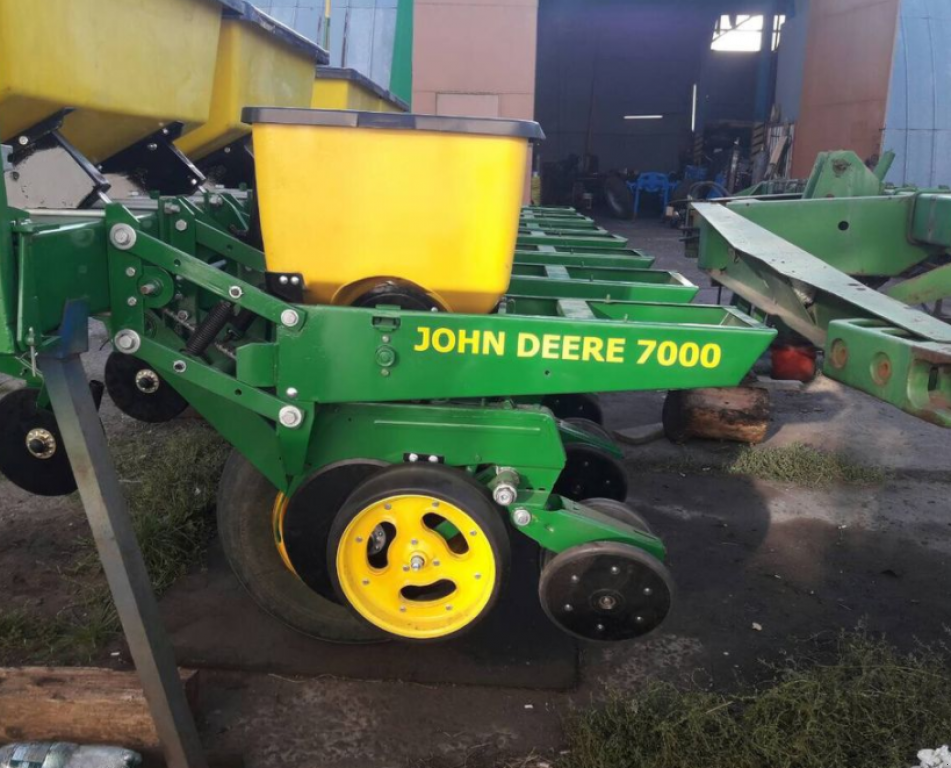 Gareeggenfelder typu John Deere 7000,  v Суми (Obrázek 3)