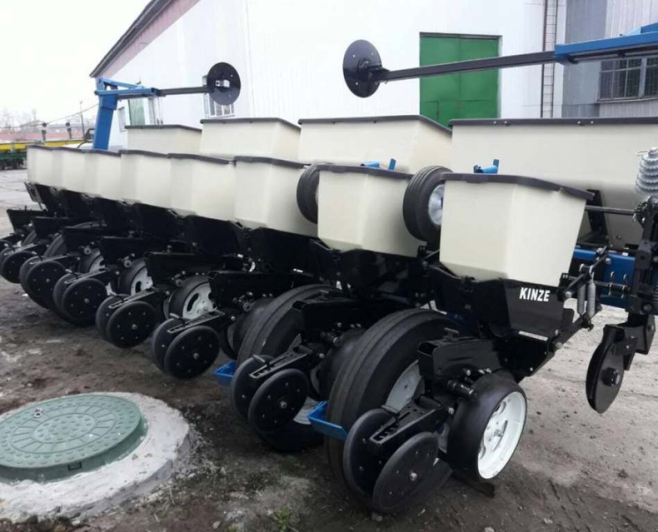 Gareeggenfelder typu Kinze 2000,  v Суми (Obrázek 8)