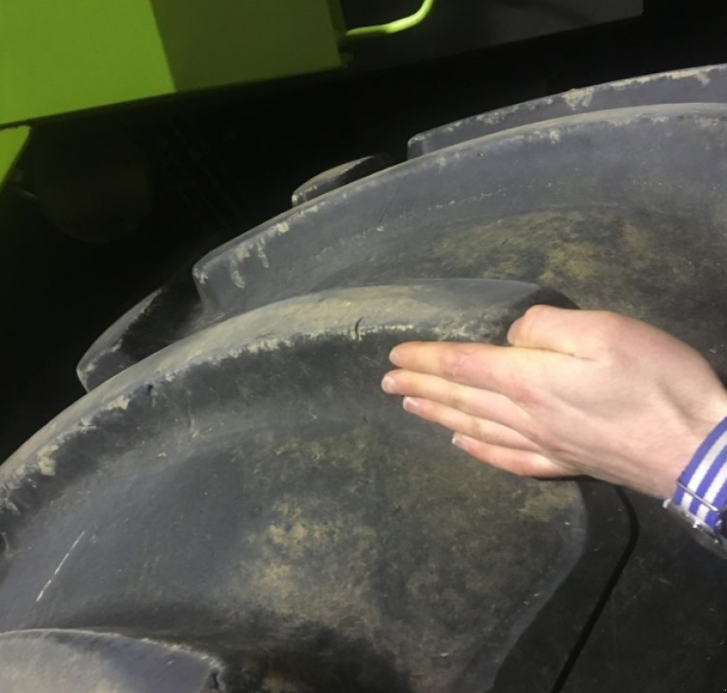 Oldtimer-Mähdrescher a típus CLAAS Lexion 480, Neumaschine ekkor: Житомир (Kép 8)