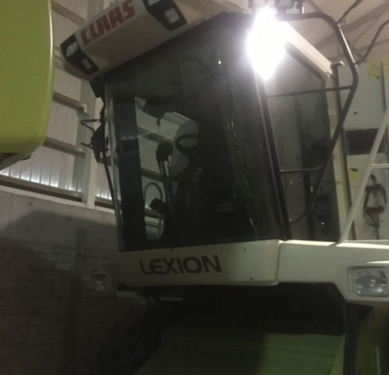 Oldtimer-Mähdrescher a típus CLAAS Lexion 480, Neumaschine ekkor: Житомир (Kép 9)
