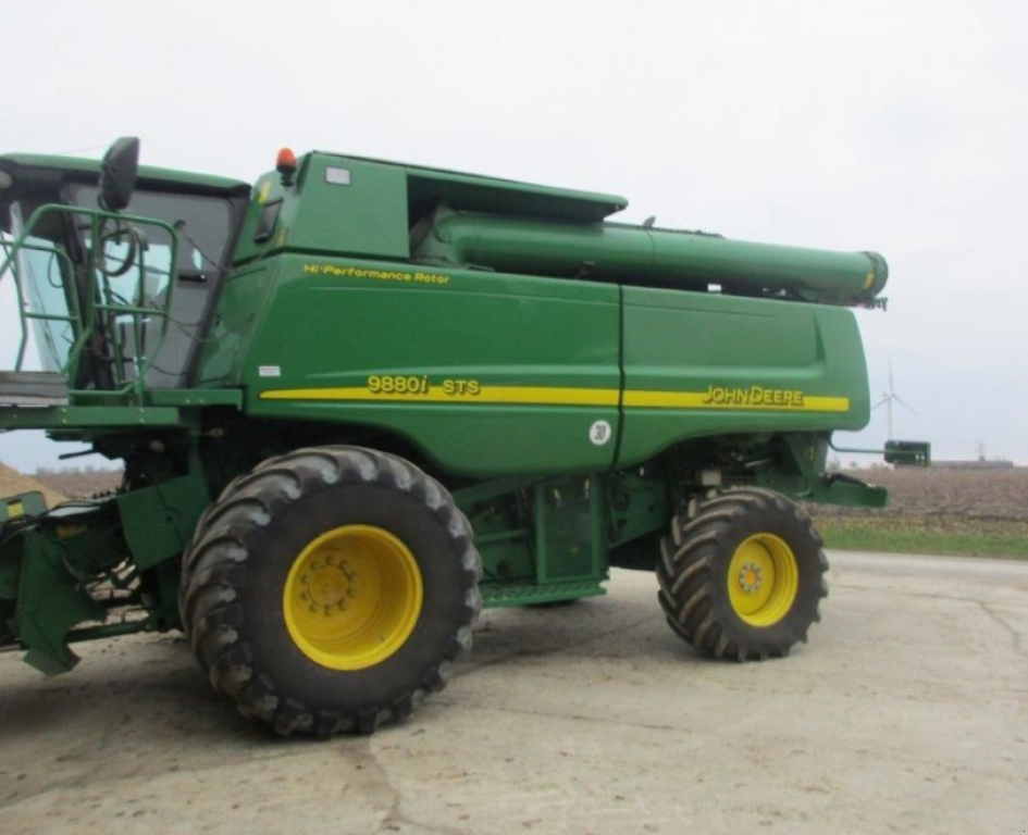 Oldtimer-Mähdrescher a típus John Deere 9880i STS, Neumaschine ekkor: Житомир (Kép 6)