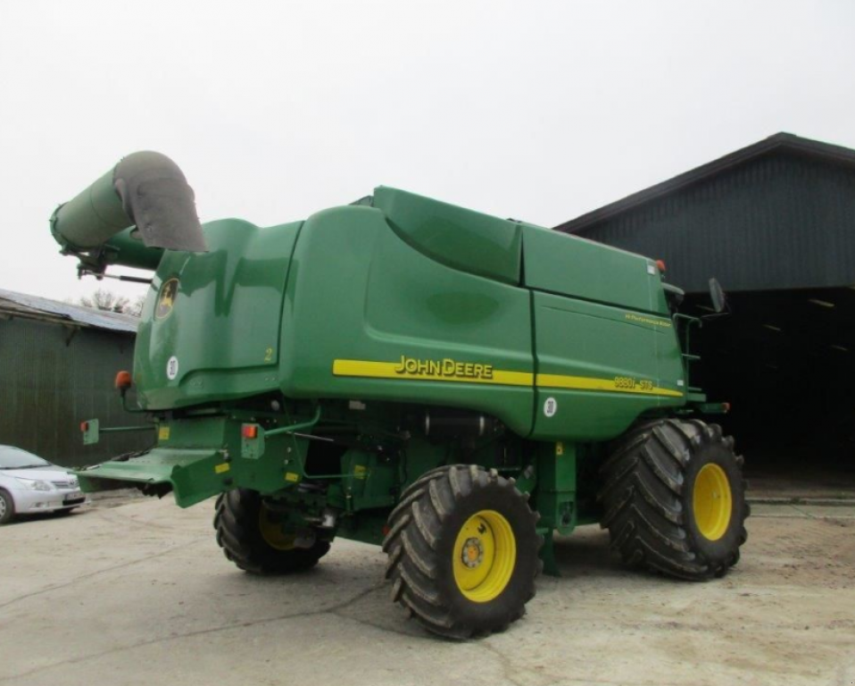 Oldtimer-Mähdrescher a típus John Deere 9880i STS, Neumaschine ekkor: Житомир (Kép 2)